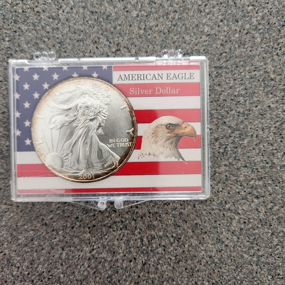 Sliver eagle 2001  one oz - Picture 3 of 4